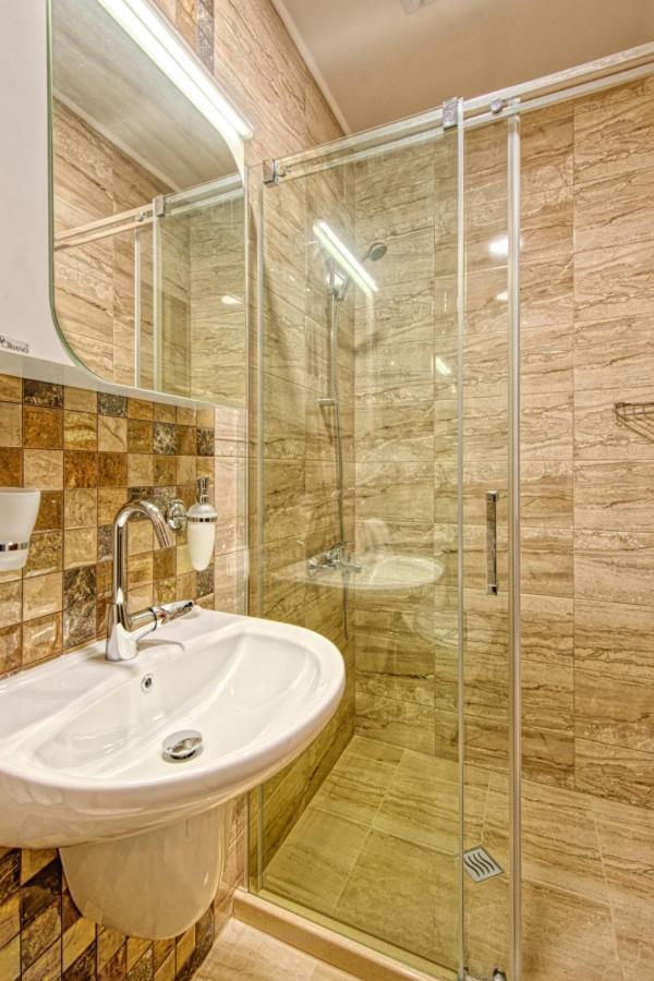Къща За Гости Relax Hisarya Dış mekan fotoğraf